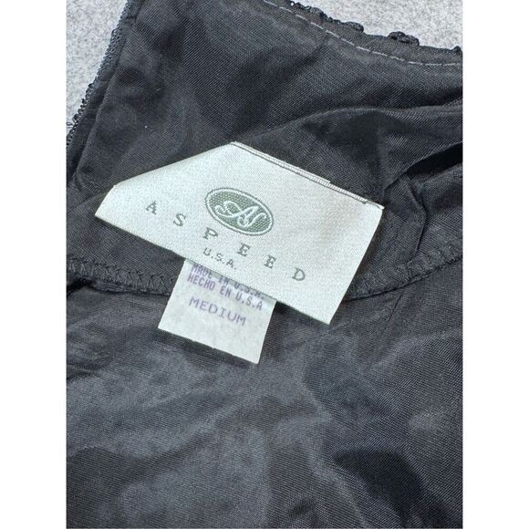 Aspeed USA Black lace evening gown with ruffled hem #gothglam #eveningwear mediu - Picture 8 of 10